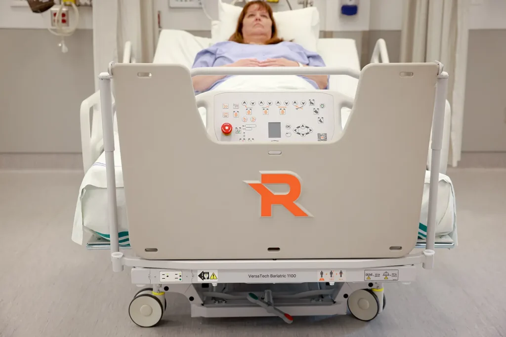 Patient dans un lit Rotec